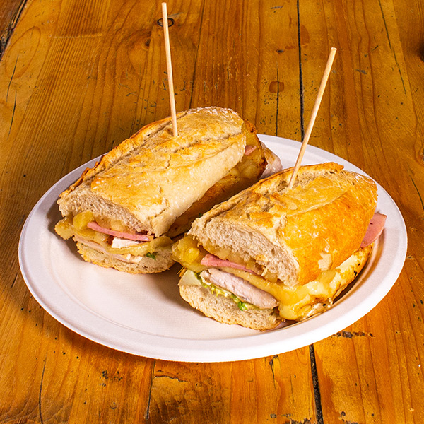 bocadillo pollo cammembert